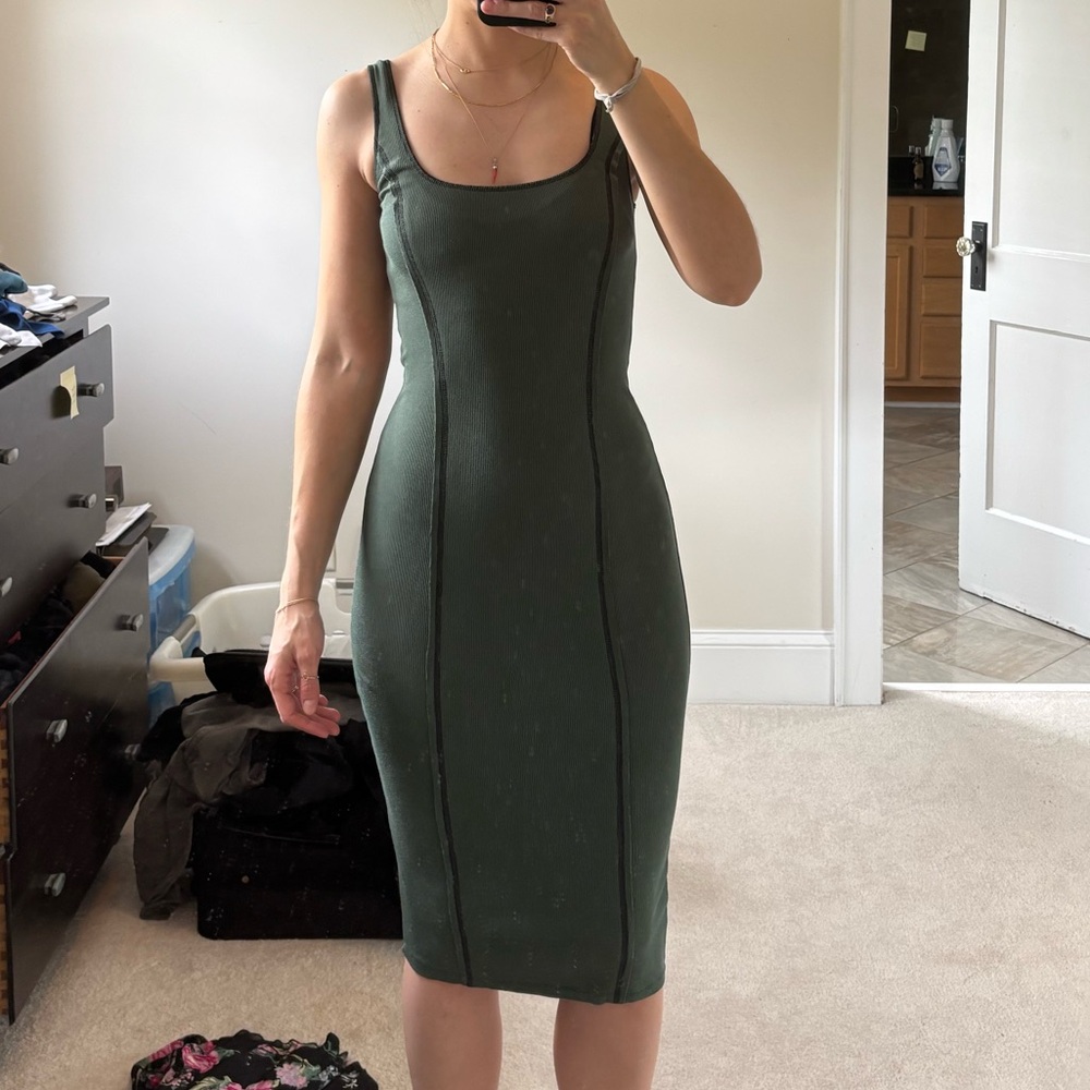 Ribbed Green Bodycon Midi Dress
